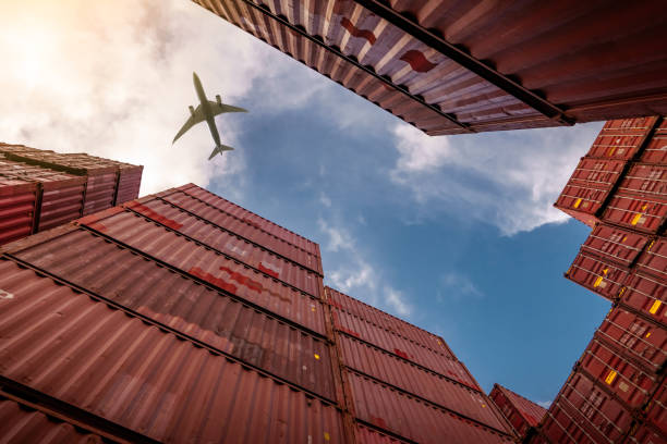 What Should You Look for in a China to US Freight Forwarder?